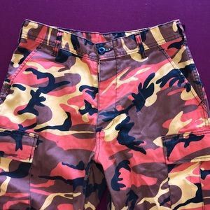 Camo Cargo Pants Size small